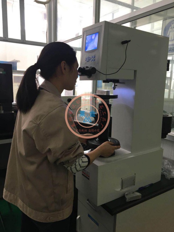 HBS-3000型精準穩(wěn)固型數(shù)顯布氏硬度計順利通過客戶驗收